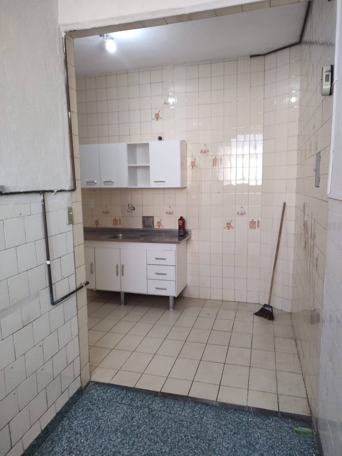 Apartamento à venda com 2 quartos, 67m² - Foto 12