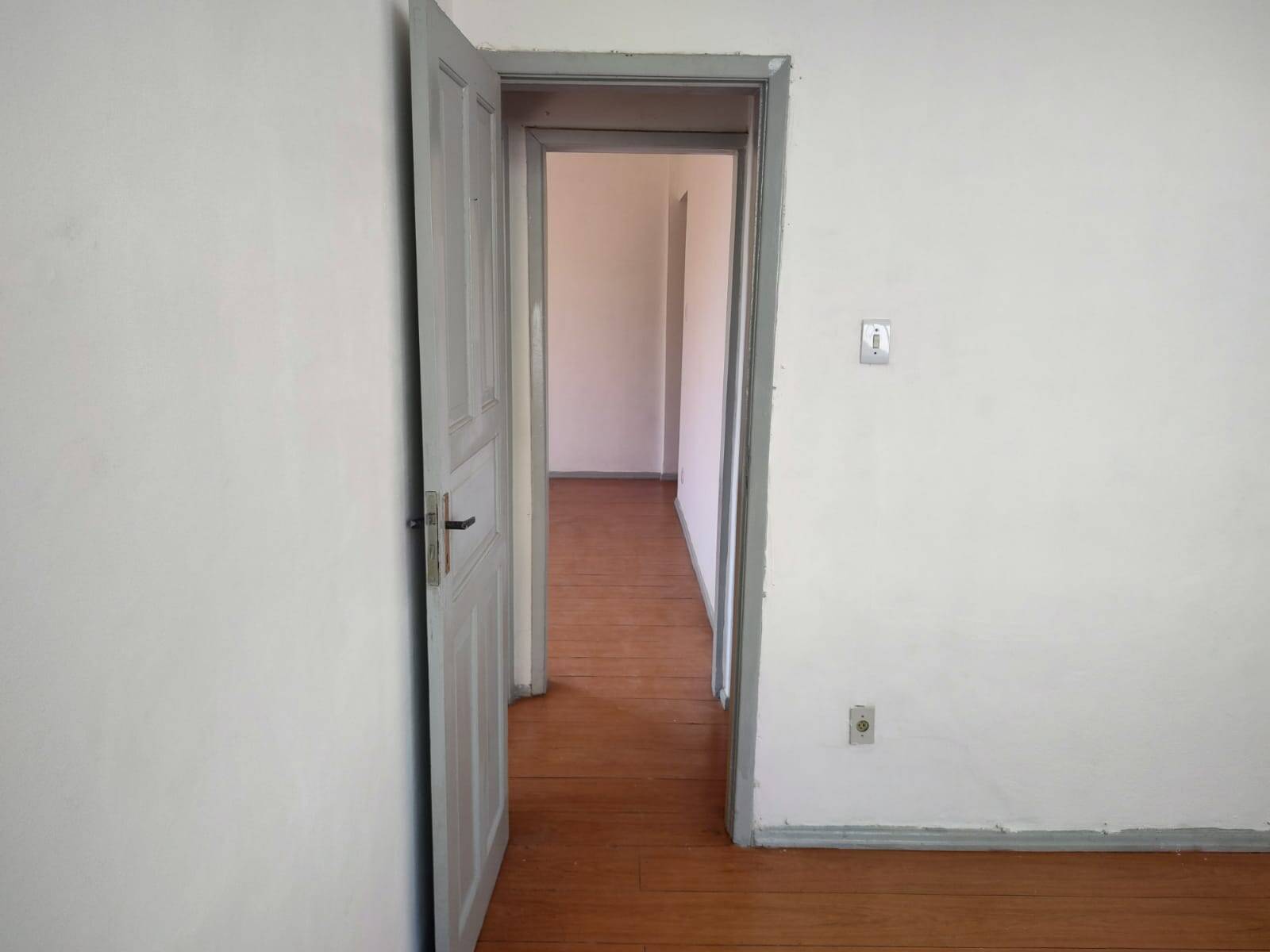 Apartamento à venda com 2 quartos, 67m² - Foto 21