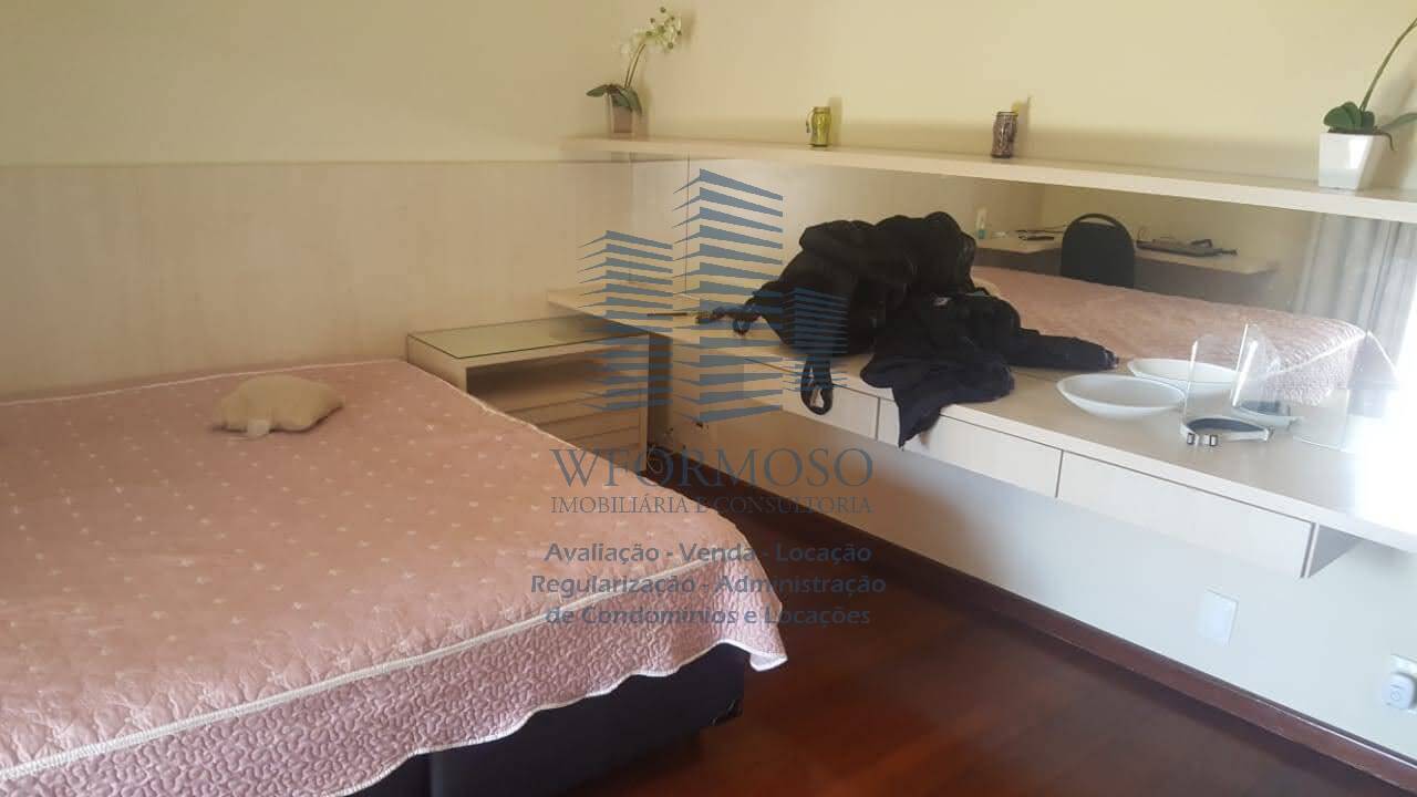 Apartamento à venda com 4 quartos, 240m² - Foto 17