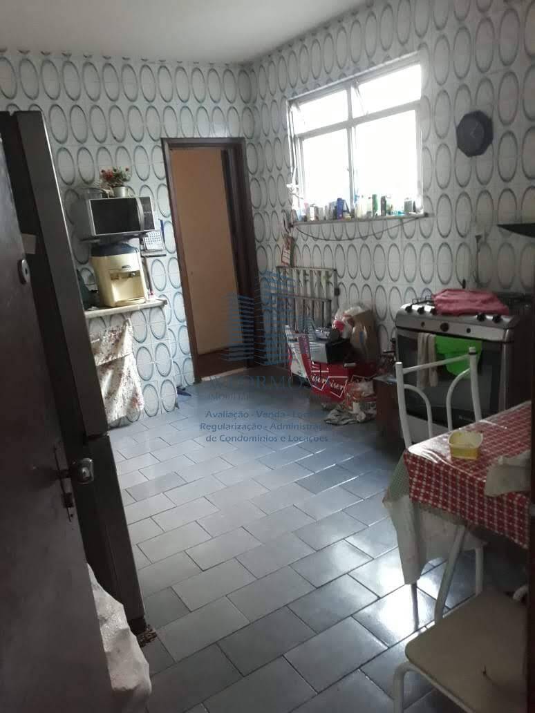 Apartamento à venda com 2 quartos, 78m² - Foto 2