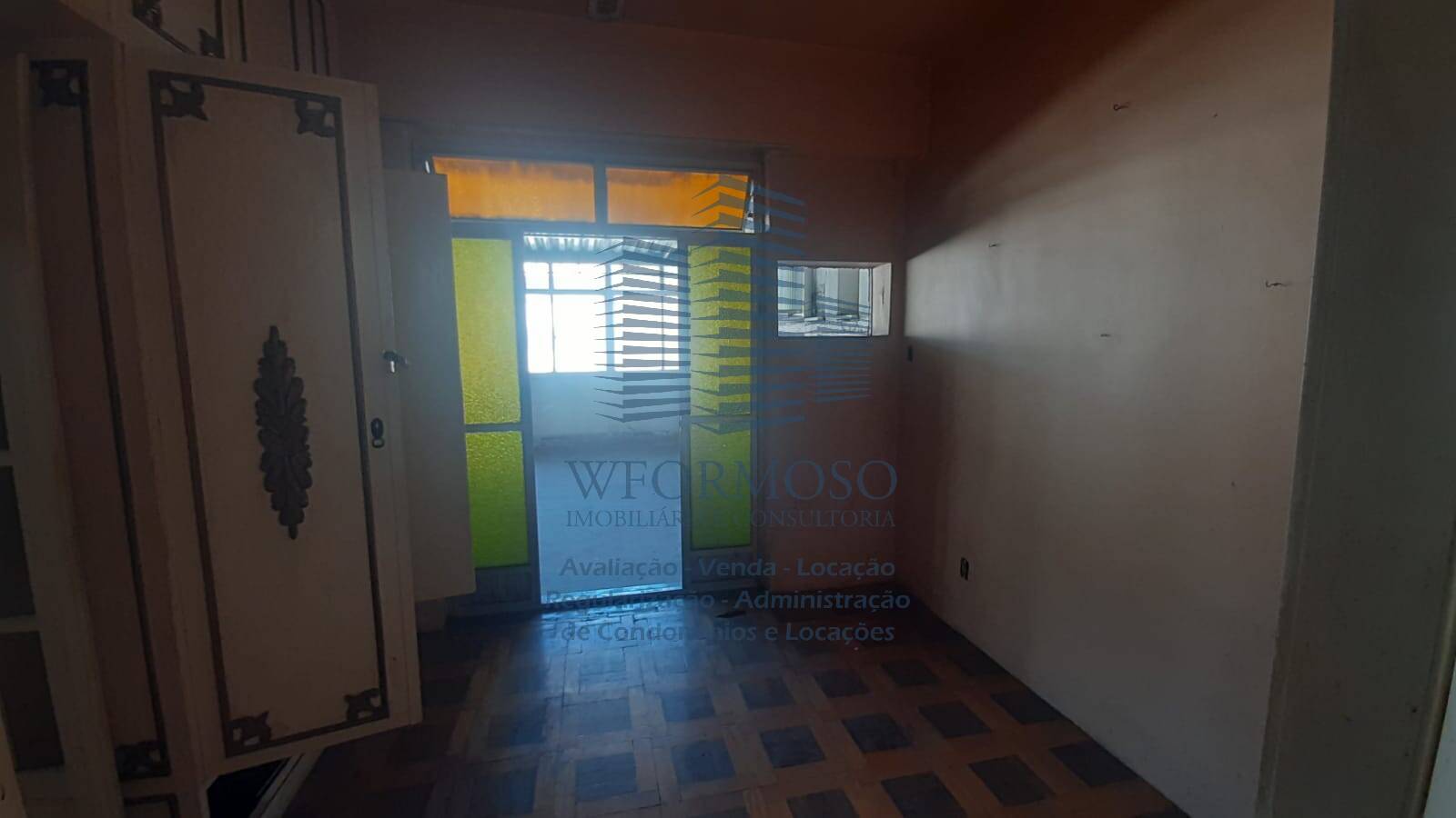 Apartamento à venda com 2 quartos, 60m² - Foto 2