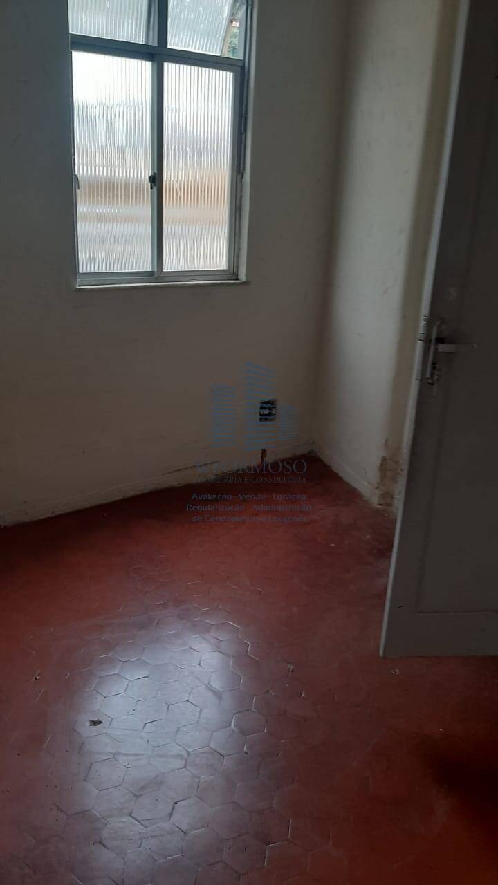 Apartamento à venda com 2 quartos, 72m² - Foto 3