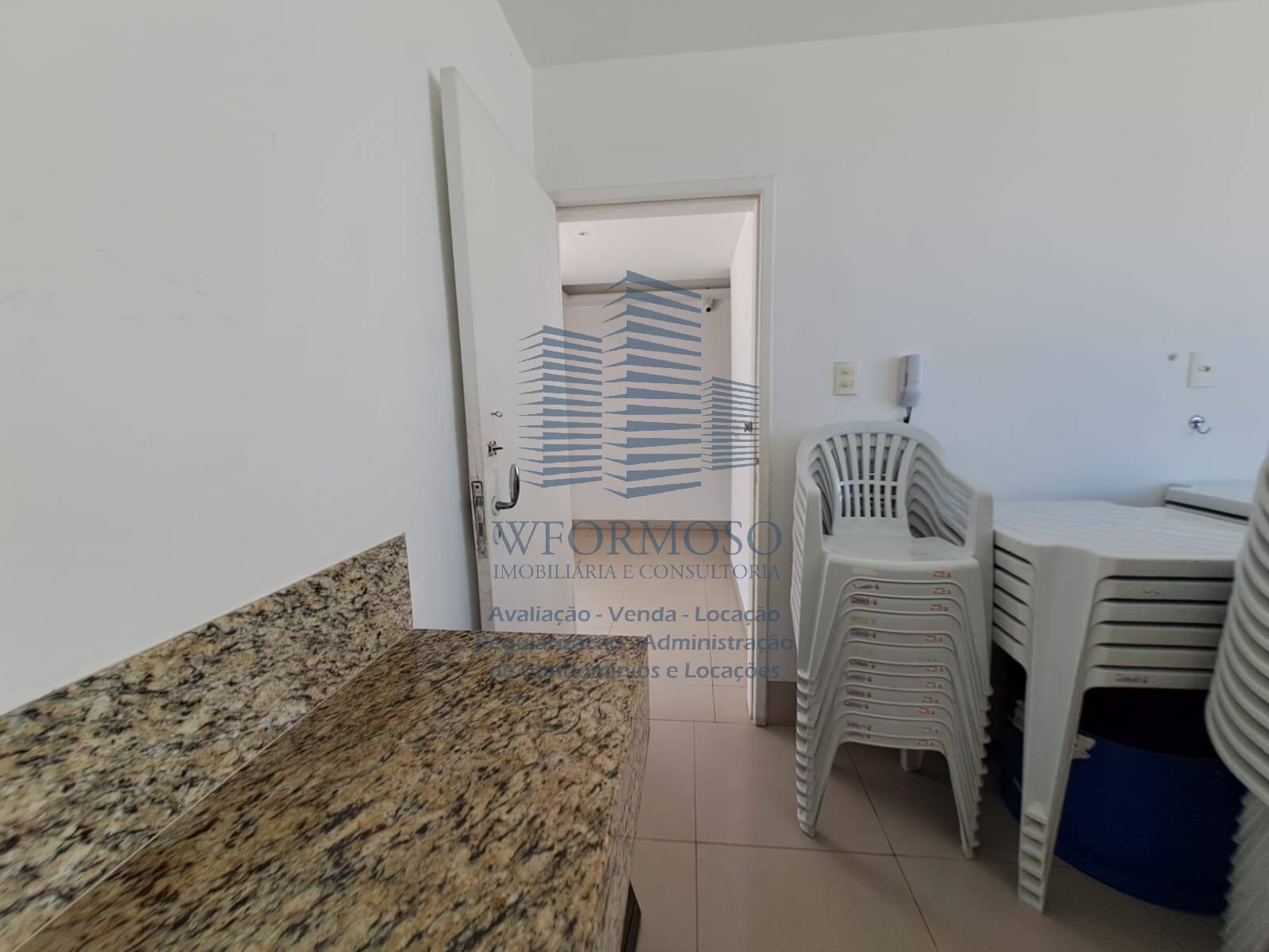 Apartamento à venda com 2 quartos, 64m² - Foto 40