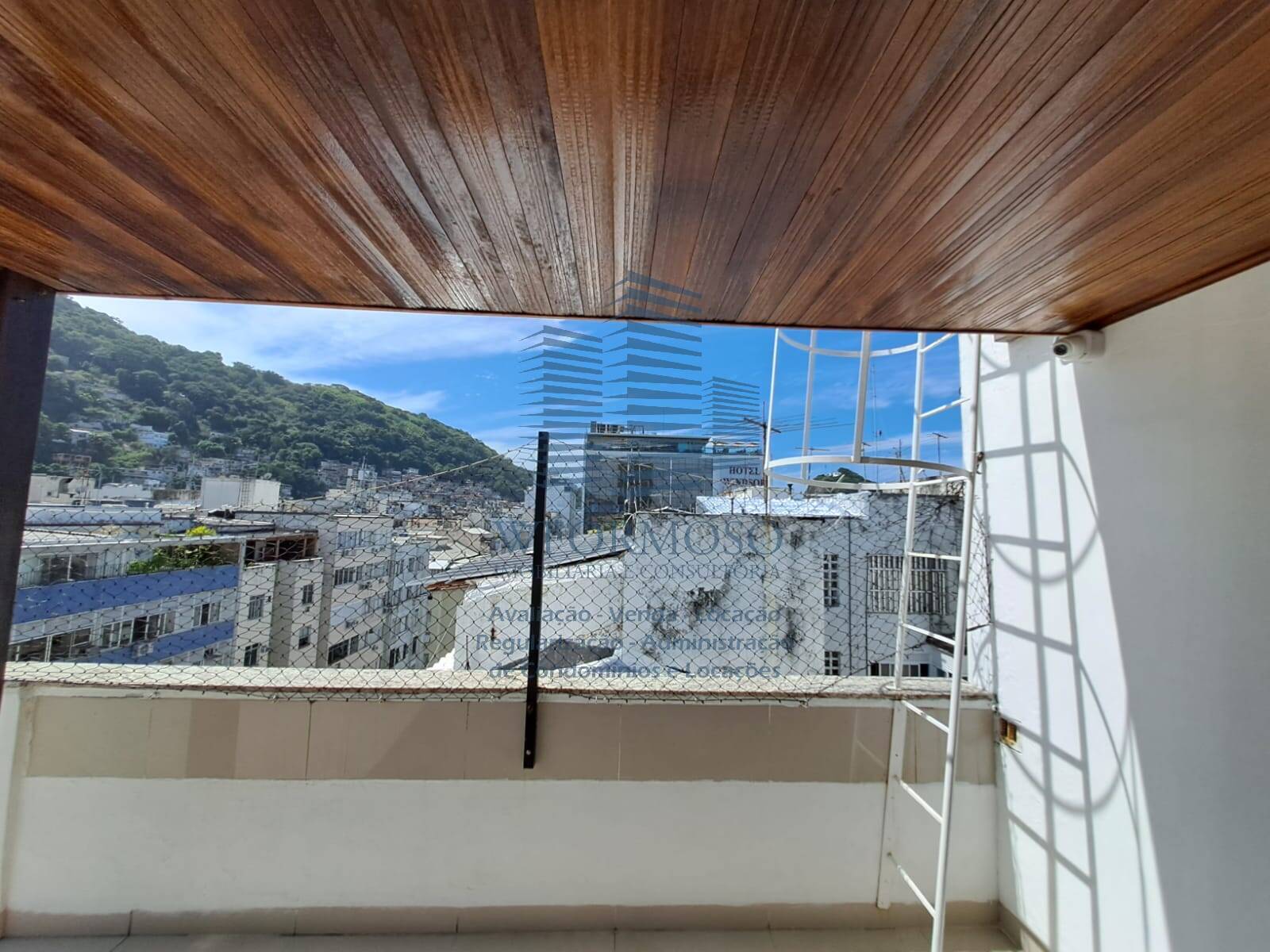 Apartamento à venda com 2 quartos, 64m² - Foto 28