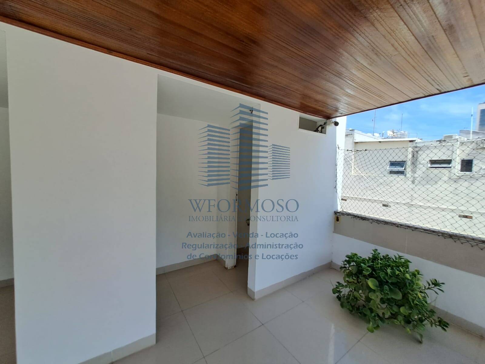 Apartamento à venda com 2 quartos, 64m² - Foto 27