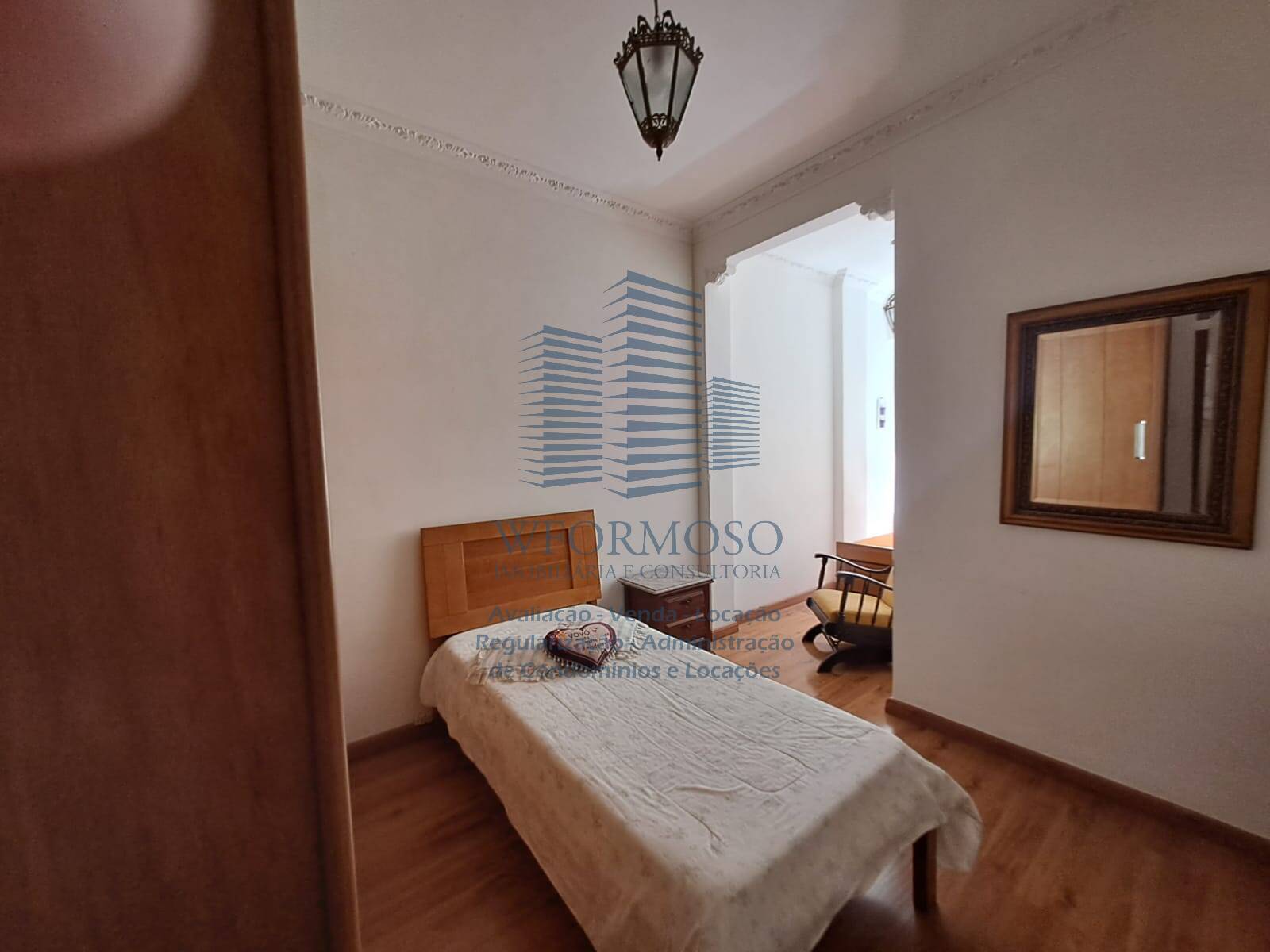 Apartamento à venda com 2 quartos, 64m² - Foto 12