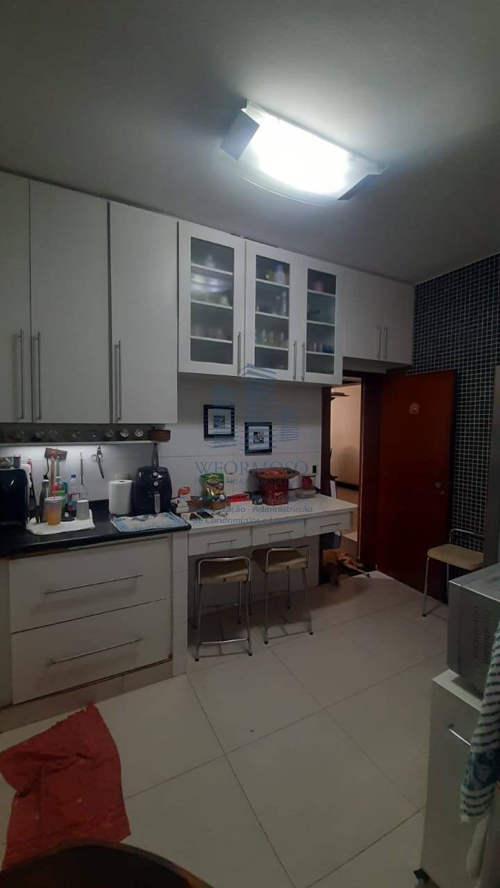 Apartamento à venda com 3 quartos, 124m² - Foto 4