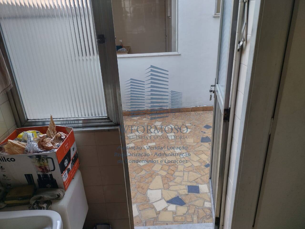 Apartamento à venda com 2 quartos, 80m² - Foto 25