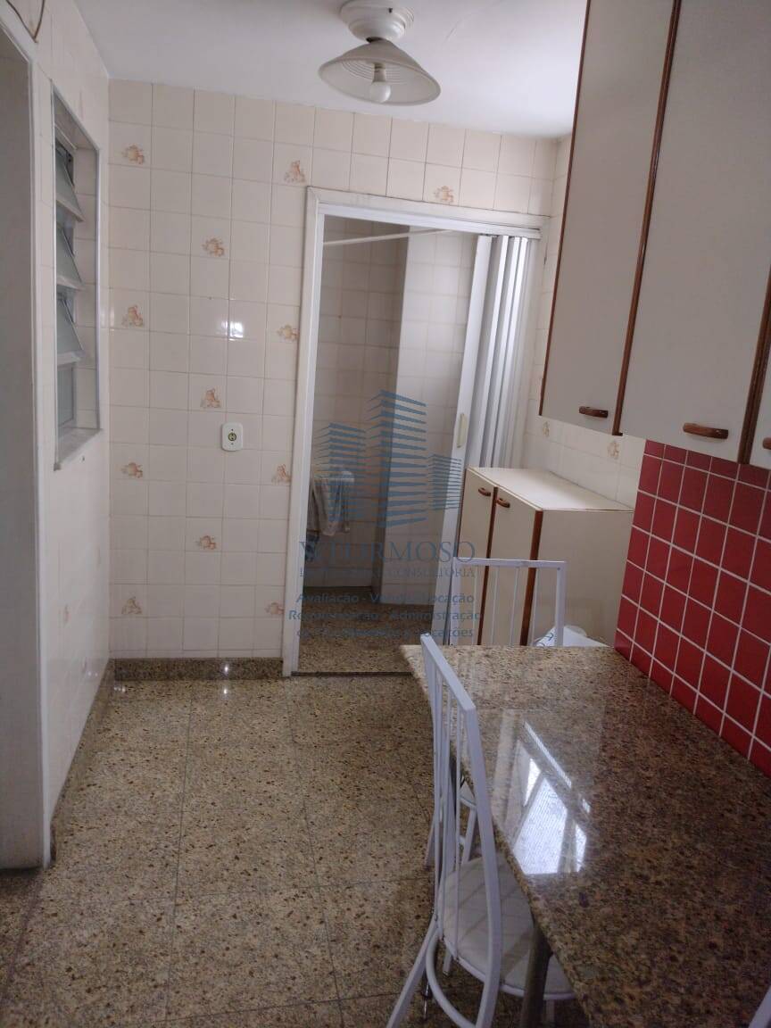 Apartamento à venda com 3 quartos, 110m² - Foto 17