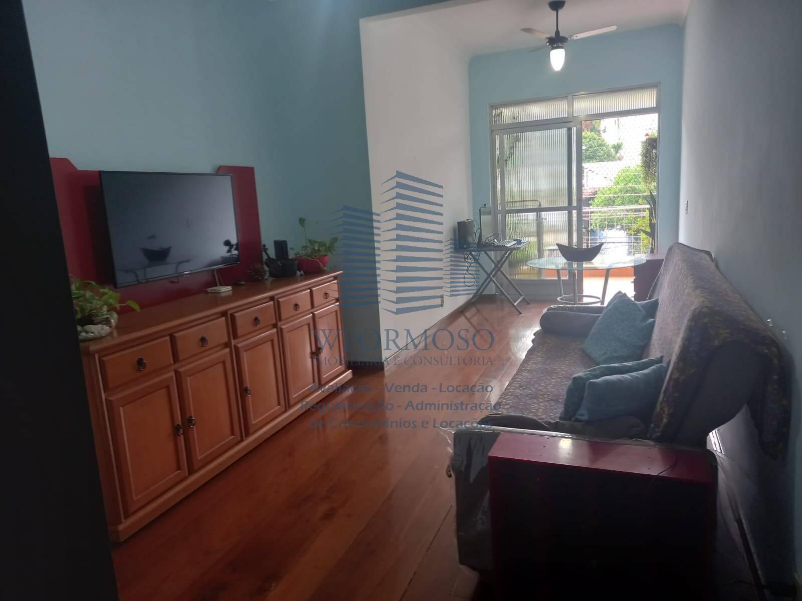 Apartamento à venda com 2 quartos, 70m² - Foto 1