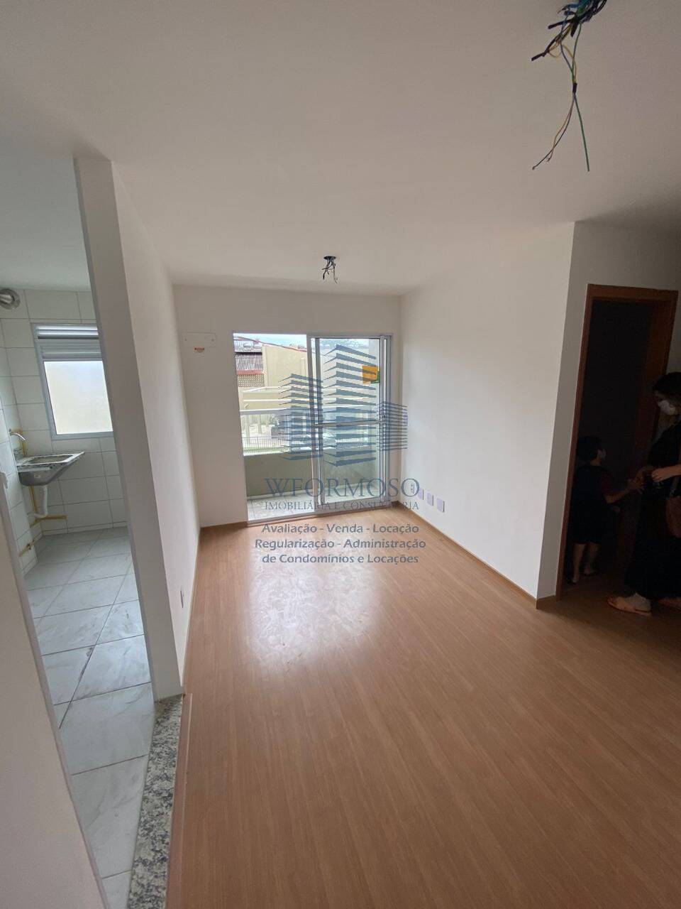 Apartamento à venda com 2 quartos, 58m² - Foto 4