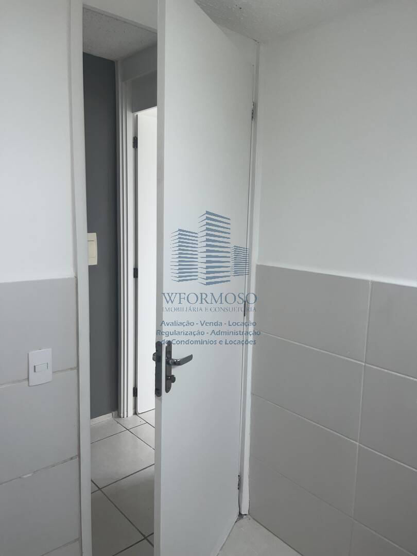 Apartamento à venda com 2 quartos, 44m² - Foto 11