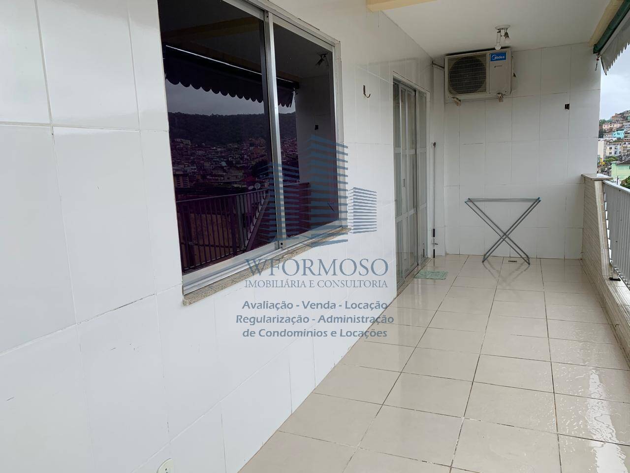 Apartamento à venda com 2 quartos, 70m² - Foto 4