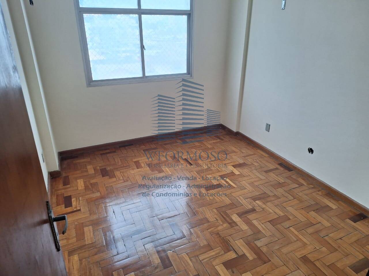 Apartamento à venda e aluguel com 2 quartos, 72m² - Foto 4