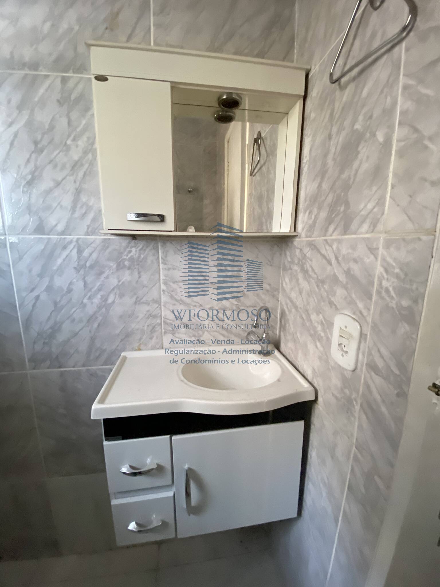 Apartamento à venda com 2 quartos, 77m² - Foto 25