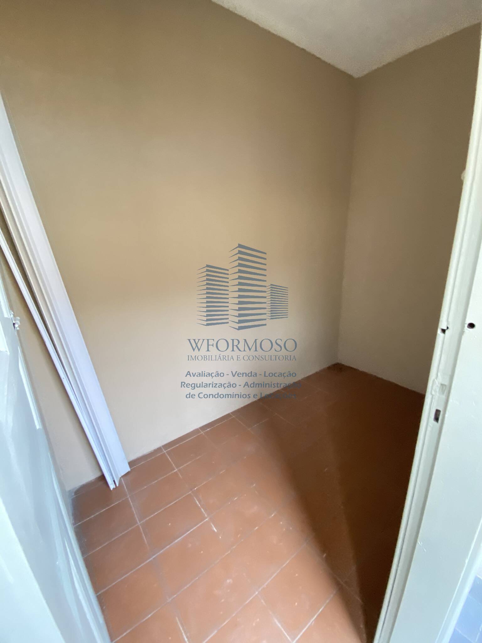 Apartamento à venda com 2 quartos, 77m² - Foto 32