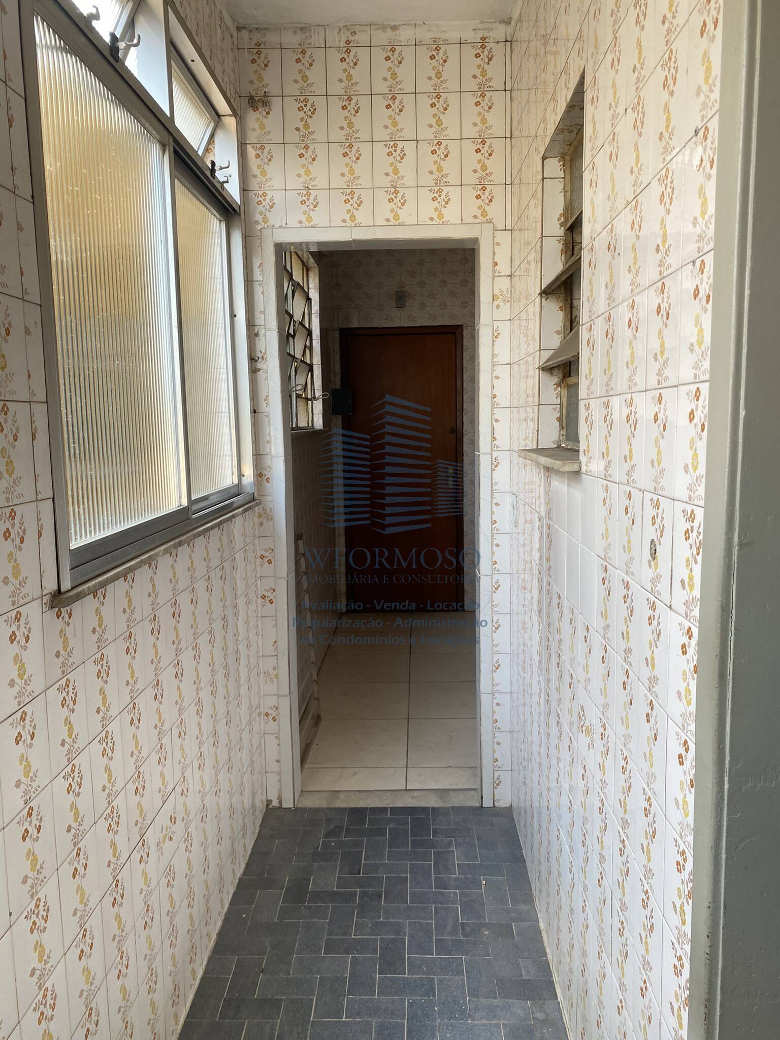 Apartamento à venda com 2 quartos, 77m² - Foto 29