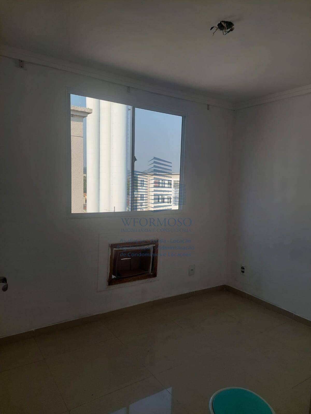 Apartamento para alugar com 2 quartos, 43m² - Foto 4