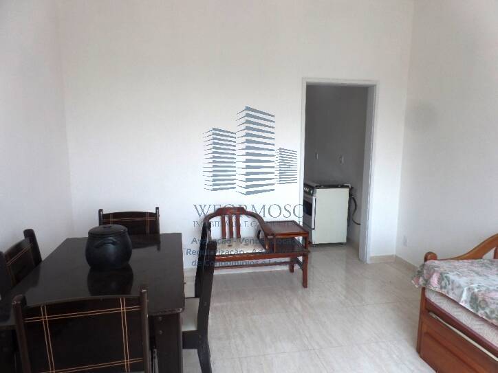 Apartamento à venda com 1 quarto, 40m² - Foto 2